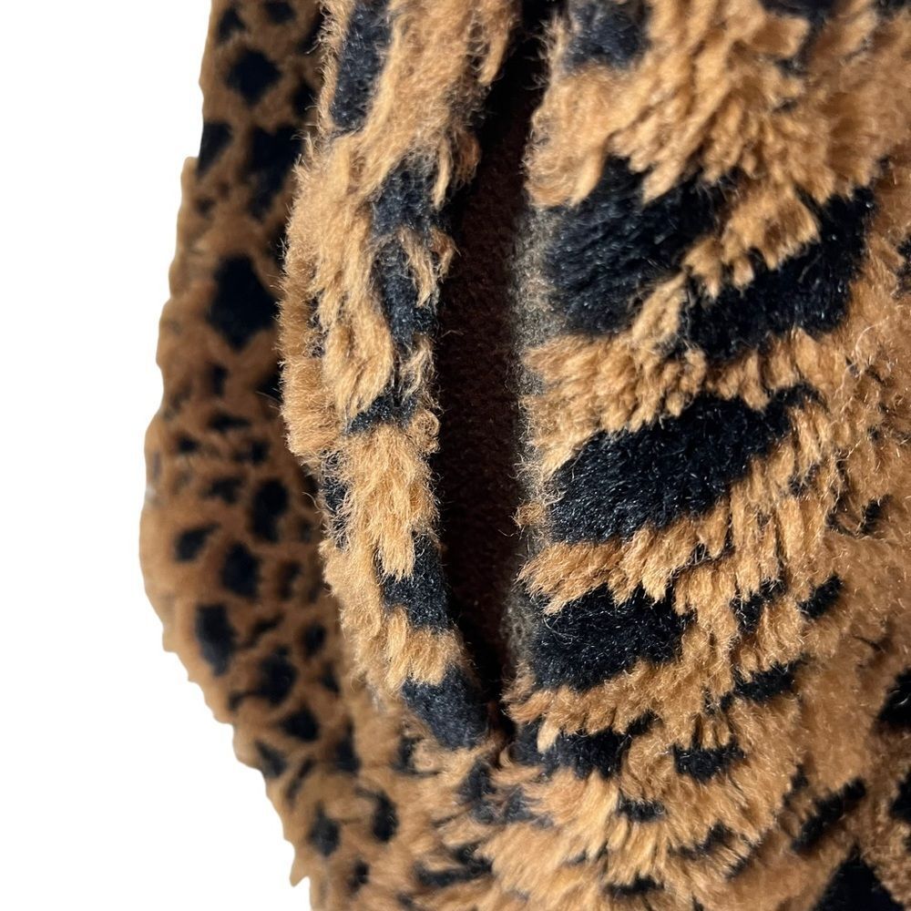 Black Mountain Outdoor Gear Animal Print Faux Fur Coat - Picture 11 of 13